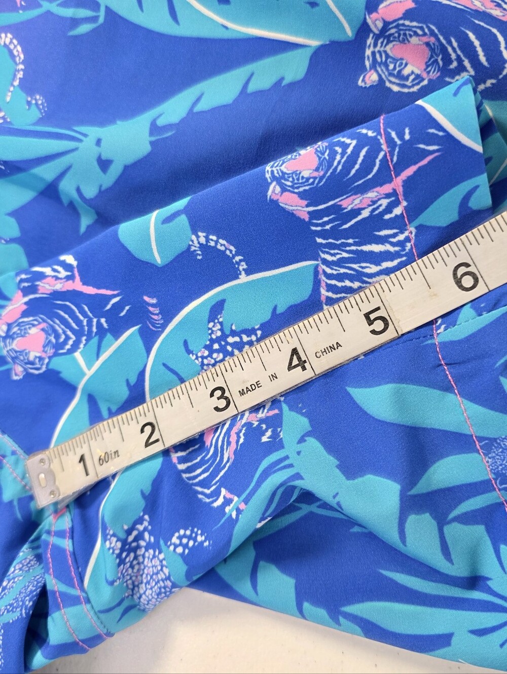 Chubbies Swim Trunks XXL 5.5" Inseam Tiger Jungle Print Pink Blue - Picture 7 of 9